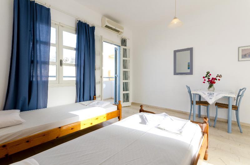 Aris Apartments Malia Exteriör bild