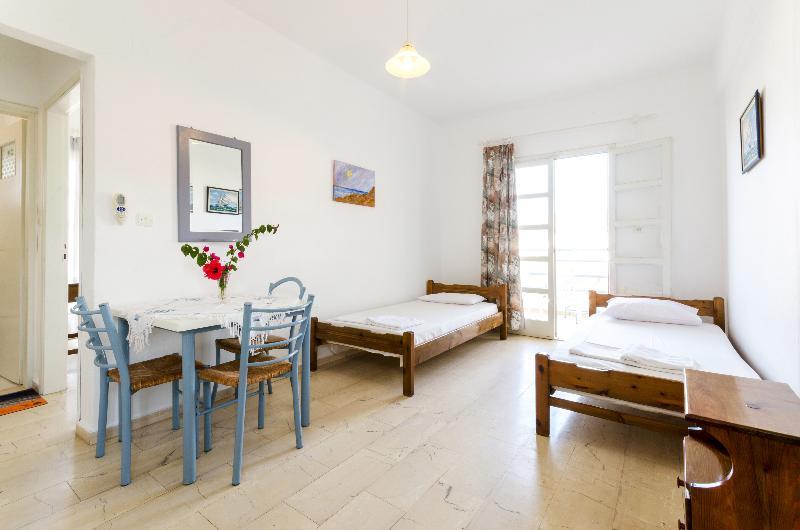 Aris Apartments Malia Exteriör bild