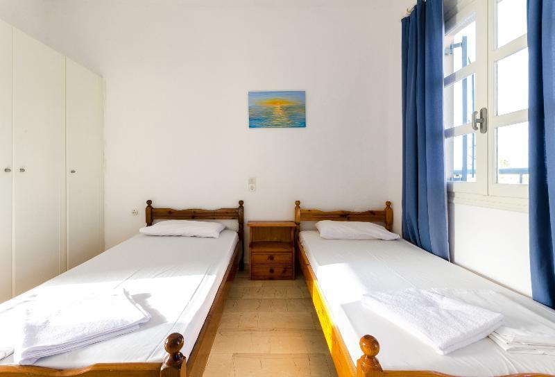 Aris Apartments Malia Exteriör bild